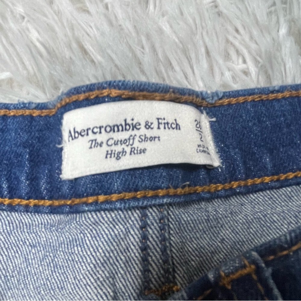Abercrombie & Fitch High Rise Cutoff Mom Denim Shorts Dark Wash Raw Hem 26/2 - Picture 3 of 5